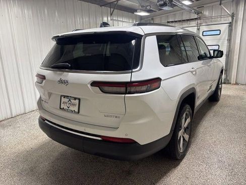 Used 2022 Jeep Grand Cherokee L Limited image 4