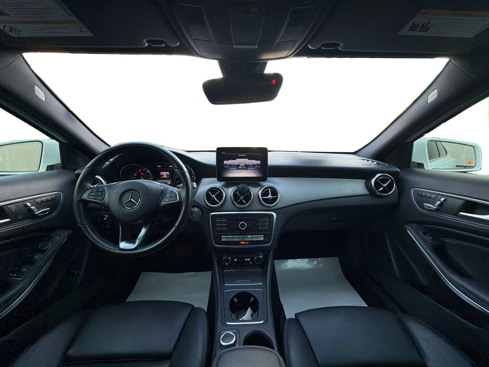 Used 2020 Mercedes-Benz GLA 250 4MATIC image 22