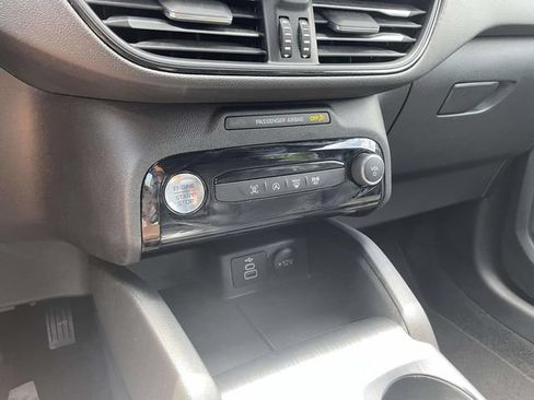 Certified 2025 Ford Escape ST-Line w/ Tech Pack #1 AWD/4WD image 32