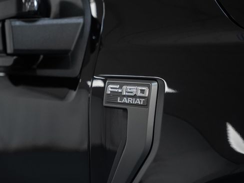 Used 2023 Ford F150 Lariat w/ Equipment Group 502A High image 18