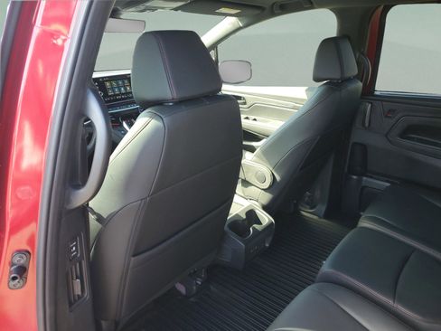 New 2025 Honda Odyssey Sport-L image 17