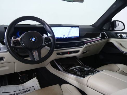 Certified 2024 BMW X7 xDrive40i w/ Executive Package AWD/4WD image 17