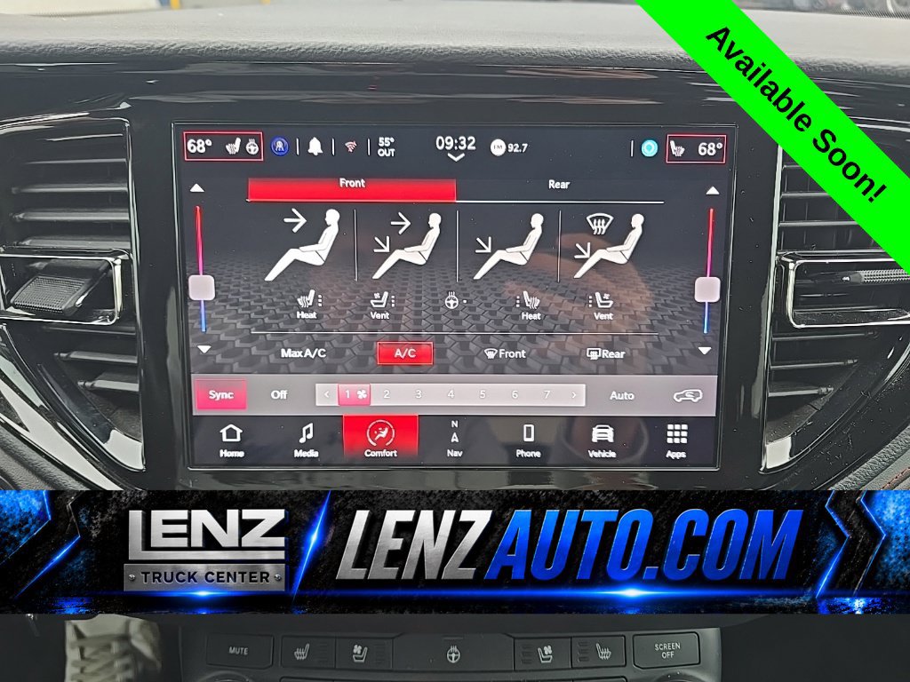 Used 2025 Dodge Durango R/T AWD/4WD image 30