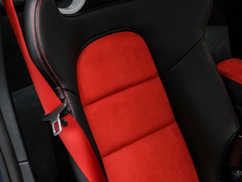 Used 2019 Porsche 911 GT2 RS RWD image 64