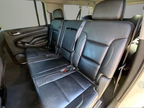 Used 2019 Chevrolet Suburban LT AWD/4WD image 22