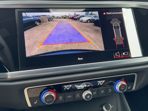 New 2025 Audi Q3 2.0T Premium image 24