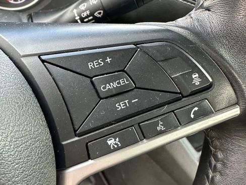 Used 2020 Nissan Sentra SV image 17