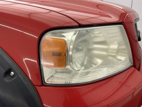 Used 2006 Ford F150 XLT image 25