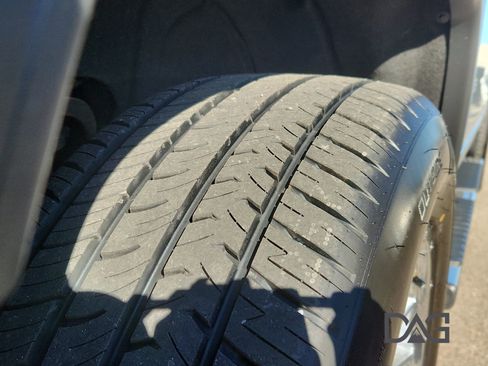 Used 2016 GMC Sierra 1500 SLT w/ SLT Premium Package image 11