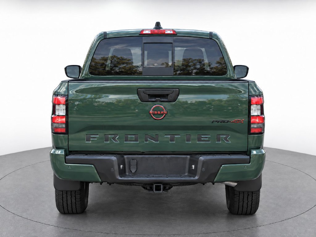 Used 2023 Nissan Frontier PRO-4X w/ Tow Package AWD/4WD image 7