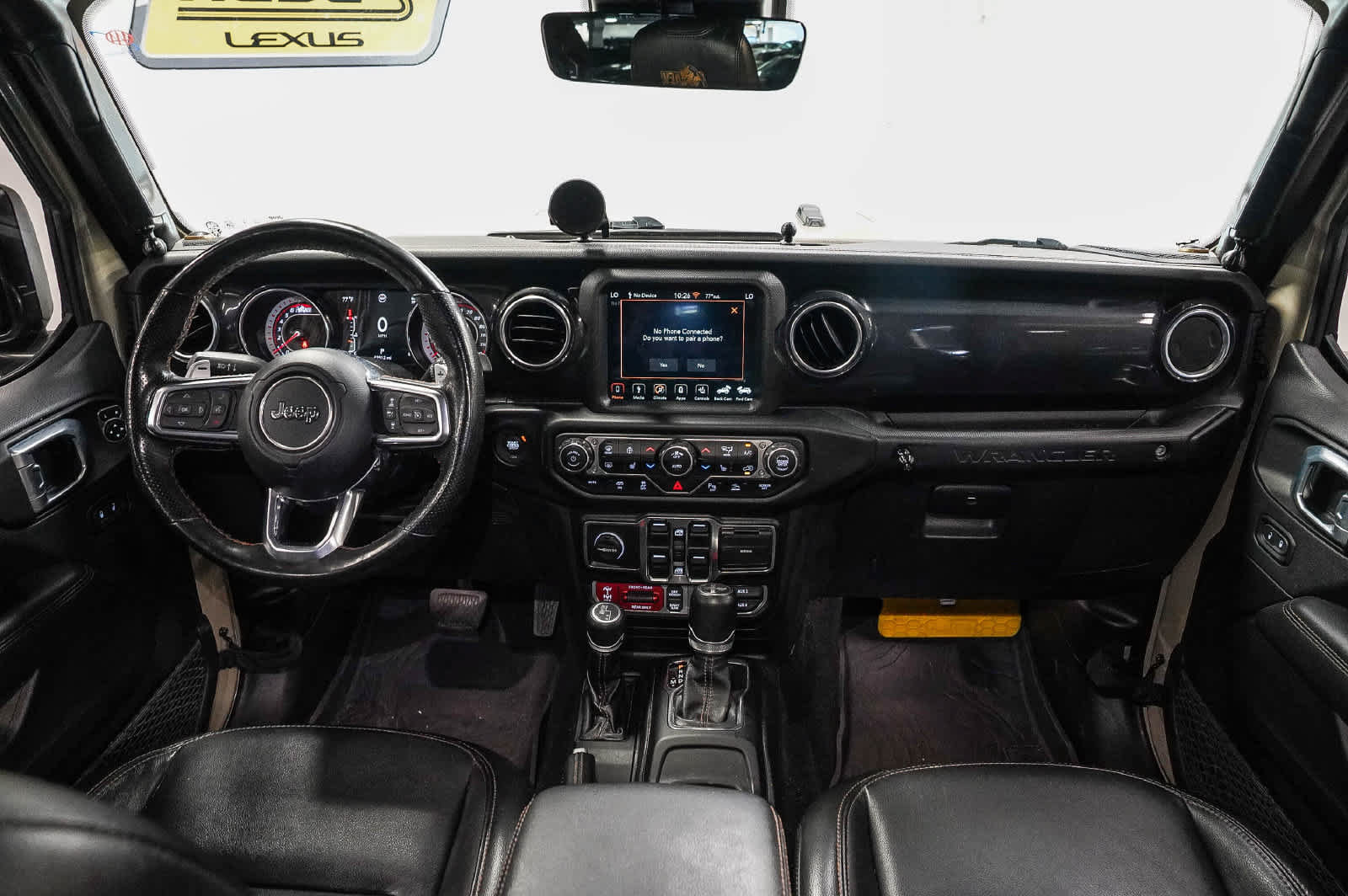 Used 2022 Jeep Wrangler Unlimited Rubicon w/ Trailer Tow Package AWD/4WD image 12