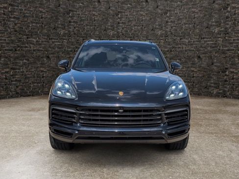 Used 2021 Porsche Cayenne AWD/4WD image 4