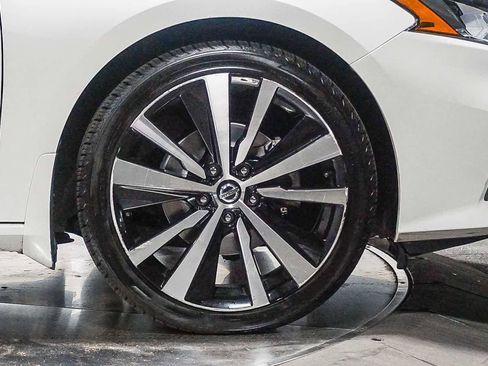 Used 2020 Nissan Altima 2.5 SR image 6