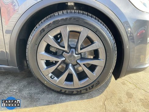 Used 2023 Tesla Model X Plaid image 61