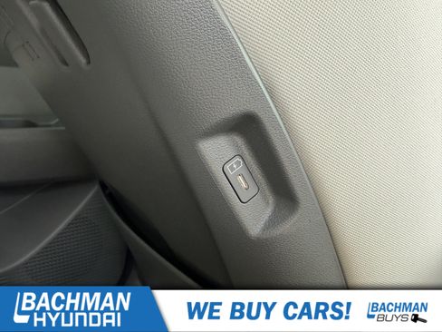 New 2026 Hyundai Santa Fe SE AWD/4WD image 21