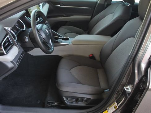 Used 2023 Toyota Camry LE FWD image 27