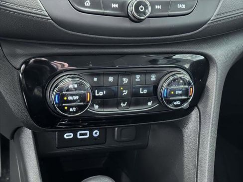 Used 2023 Buick Encore GX Essence w/ Experience Buick Package image 27