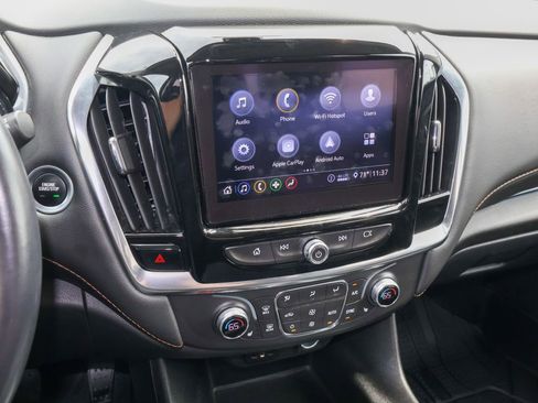 Used 2021 Chevrolet Traverse LT AWD/4WD image 15