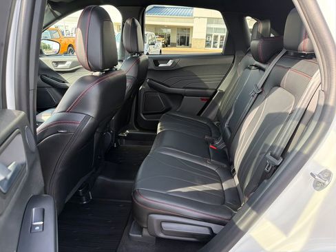 Used 2025 Ford Escape ST-Line Elite w/ Premium Technology Package AWD/4WD image 25