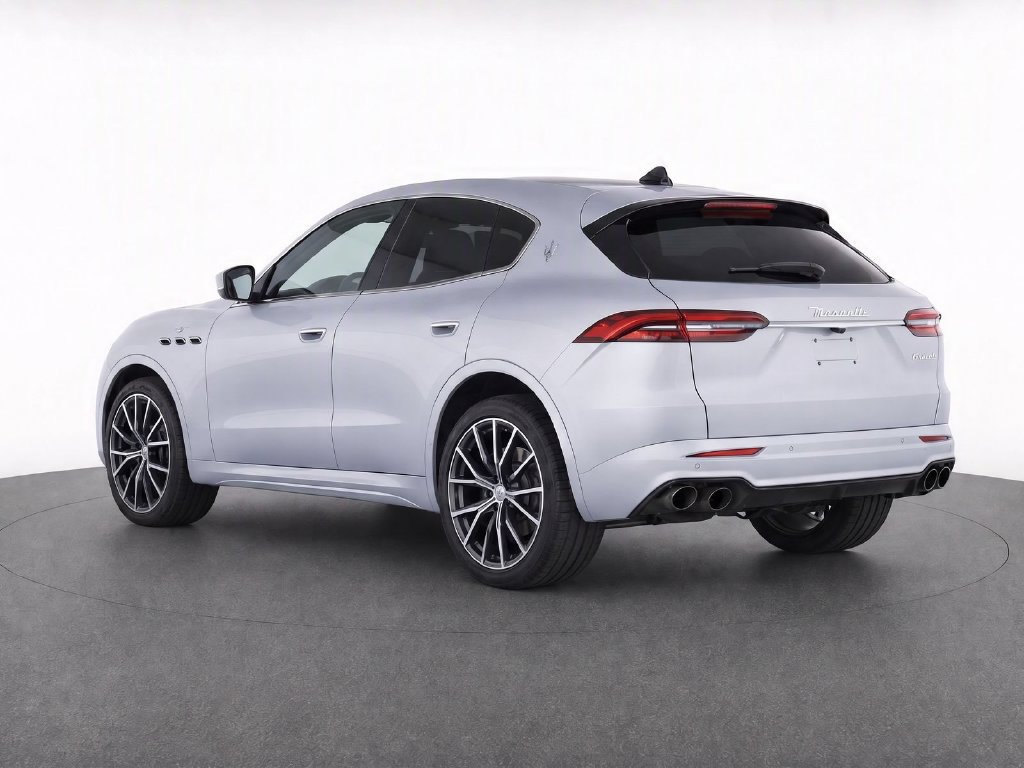 Used 2023 Maserati Grecale GT AWD/4WD image 4