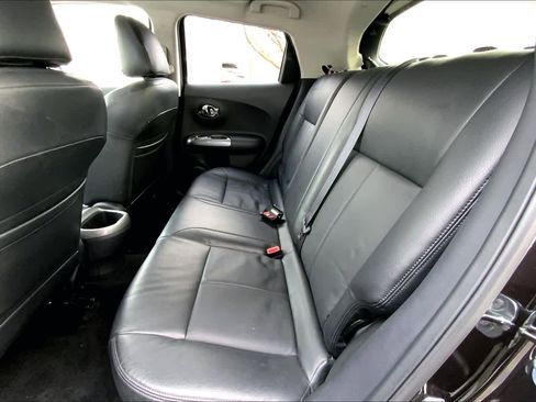 Used 2014 Nissan Juke SV w/ Premium Appearance Package image 20