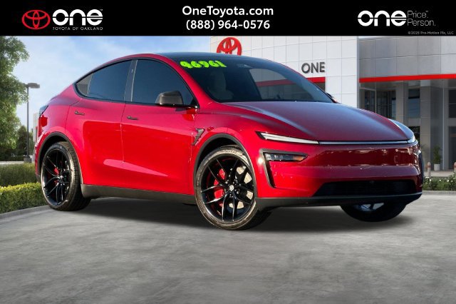 Used 2026 Tesla Model Y 2WD 360° Tour