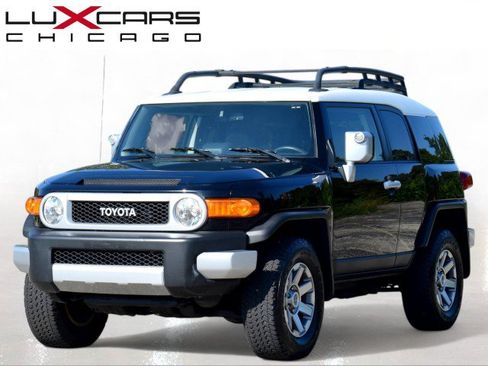 Used 2014 Toyota FJ Cruiser 4WD w/ Convenience Package image 5