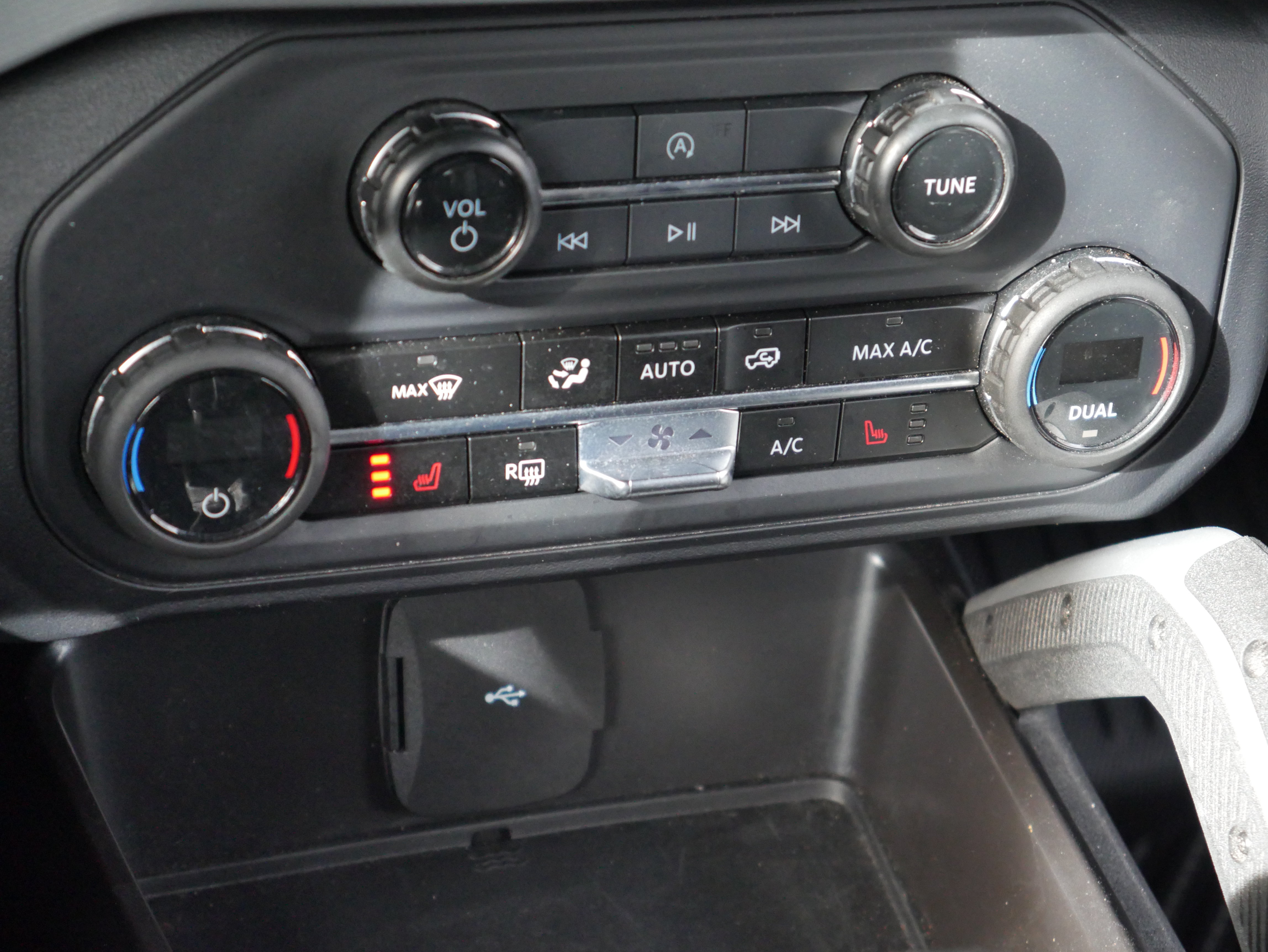 Certified 2024 Ford Bronco Big Bend AWD/4WD image 14