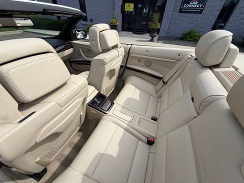 Used 2012 BMW 328i Convertible RWD image 35