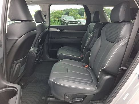 Used 2025 Hyundai Palisade SEL AWD/4WD image 17