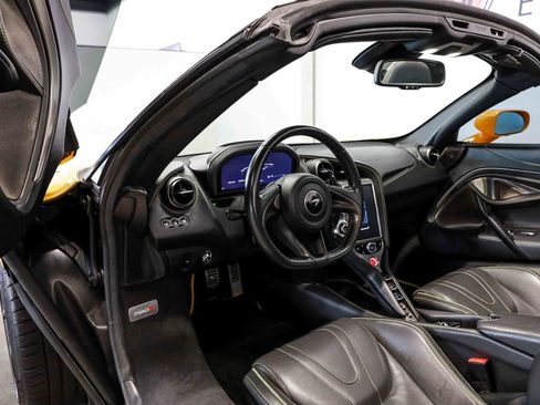 Used 2022 McLaren 720S Performance RWD image 34