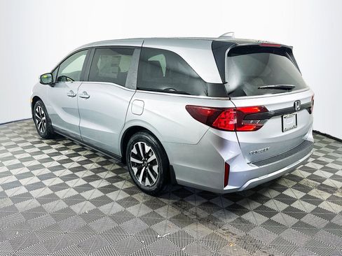 Used 2025 Honda Odyssey EX-L image 4
