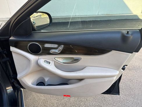 Used 2015 Mercedes-Benz C 300 Sedan image 21