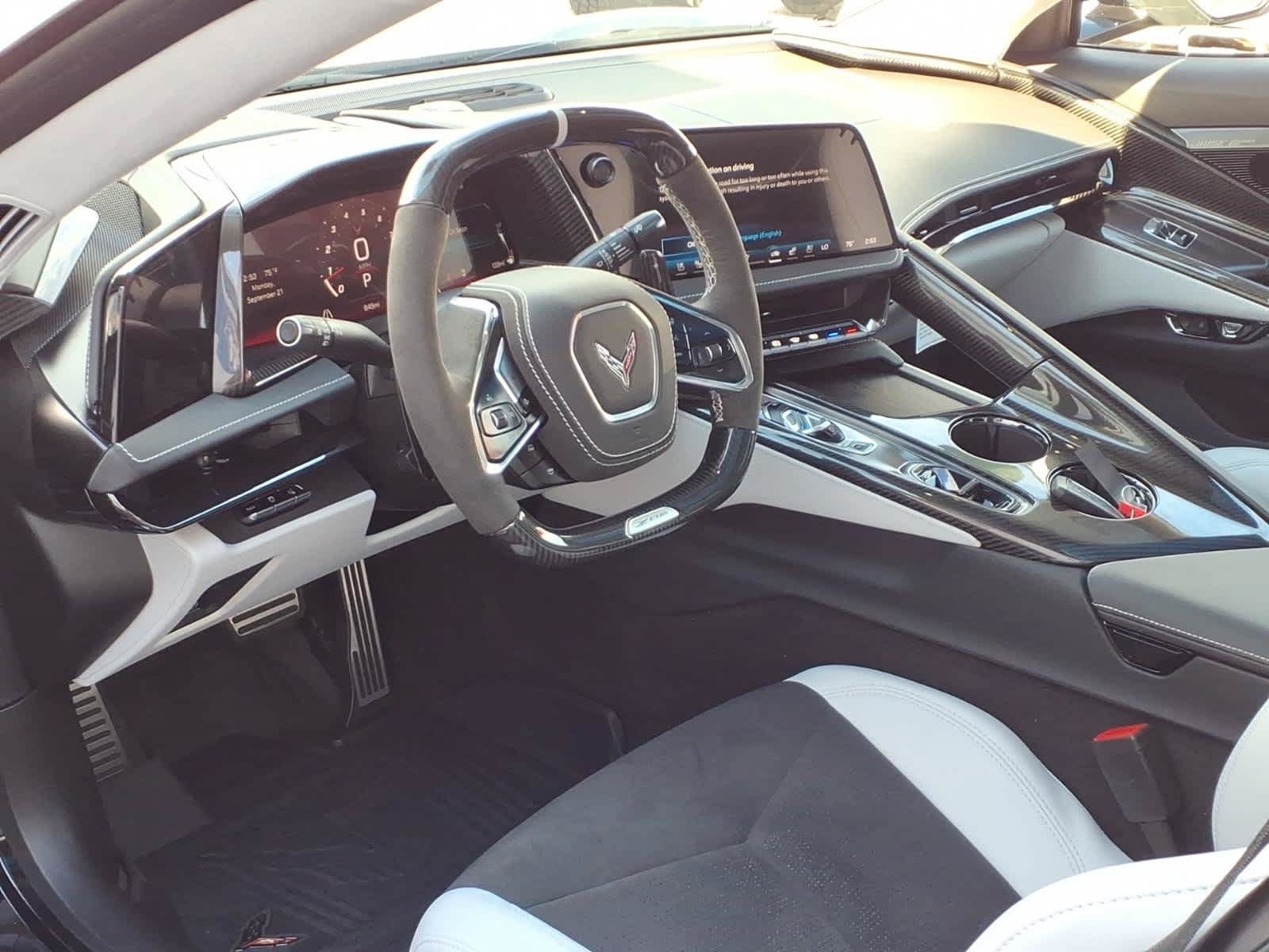 Used 2026 Chevrolet Corvette Z06 RWD image 10