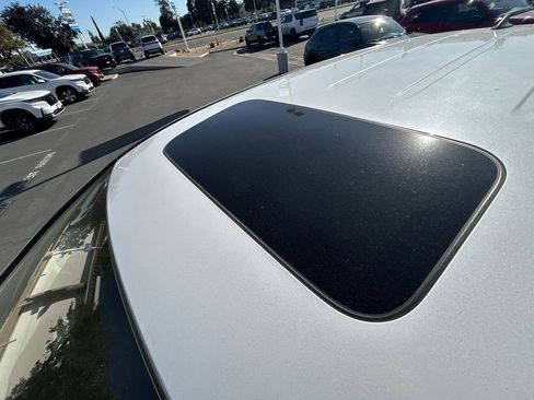 Used 2023 Honda Odyssey EX-L image 21