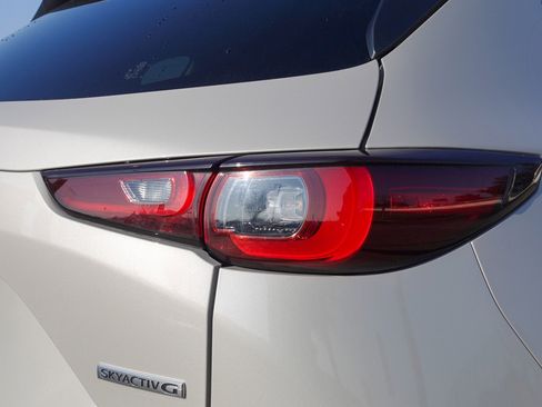 Certified 2025 MAZDA CX-5 AWD 2.5 S w/ Preferred Package image 5