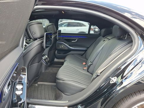 Certified 2023 Mercedes-Benz S 580 4MATIC Sedan image 10