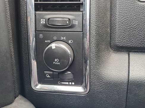 Used 2018 RAM 2500 Longhorn AWD/4WD image 36