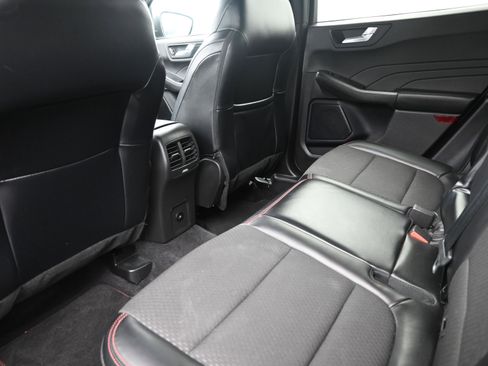 Used 2023 Ford Escape ST-Line image 22