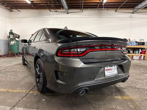 Used 2022 Dodge Charger R/T w/ Blacktop Package image 3