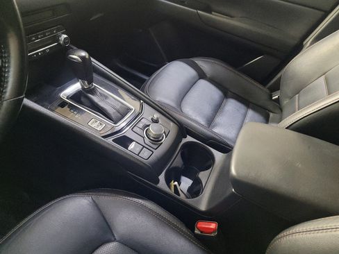 Used 2021 MAZDA CX-5 Touring w/ Touring Preferred SV Package FWD image 26