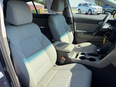 Used 2019 Kia Sportage LX AWD/4WD image 19