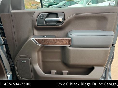 Used 2021 GMC Sierra 1500 Denali w/ Denali Ultimate Package AWD/4WD image 22