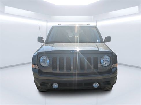 Used 2017 Jeep Patriot Sport w/ Power Value Group image 8