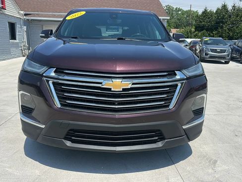 Used 2022 Chevrolet Traverse LT FWD image 2