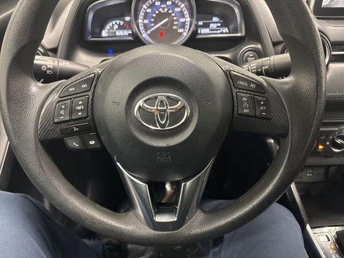 Used 2017 Toyota Yaris iA image 26