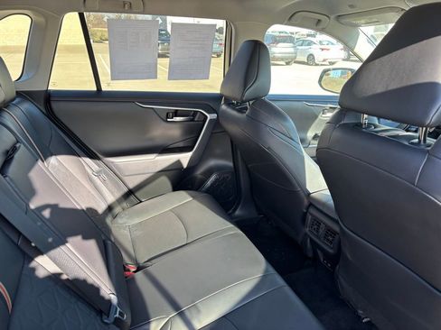 Used 2024 Toyota RAV4 Adventure image 15