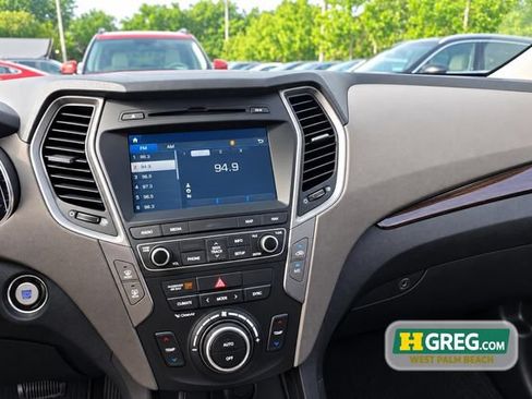Used 2017 Hyundai Santa Fe Sport FWD image 13
