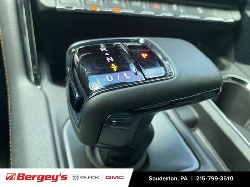 Certified 2025 GMC Sierra 1500 AT4 AWD/4WD image 19