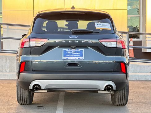 Certified 2022 Ford Escape SE w/ Convenience Package image 4